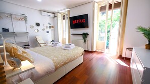 2 bedrooms, iron/ironing board, WiFi, bed sheets - Apartamento en Pleno Madrid Centro. Gran Vía - Plaza España (Madrid)