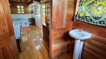 1 間睡房、免費 Wi-Fi、床單