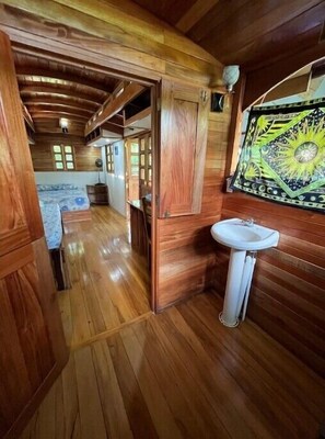 1 habitación, wifi gratis y ropa de cama 