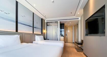 Grand Madison Jingzhong Yuci Haitangwan