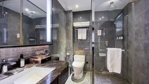 Immagine non classificata, 4 di 18, pulsante