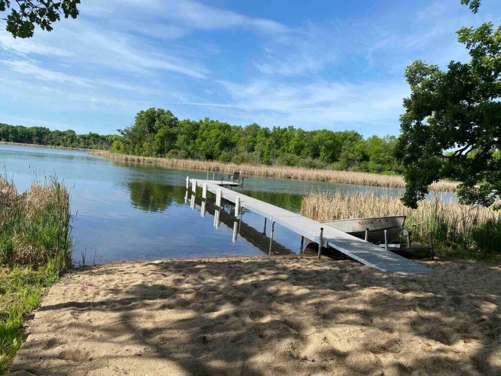 Ottertail River Landing, Sleeps 10
