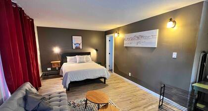 One Bedroom Condo Near Whyte Ave