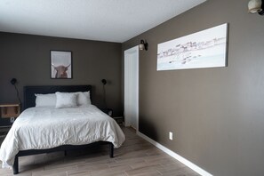 Apartamento, 1 habitación, patio, vistas al jardín | 1 dormitorio