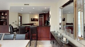 Dining - Liftside 3BR ~Unit C42~ Ski-in-Ski-out Chair #20 (Vail)