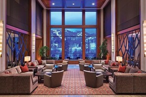 المنشأة من الداخل