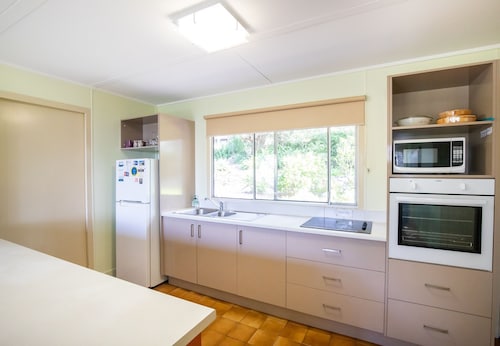 Arcadia - Original Straddie 3 Bedroom Home