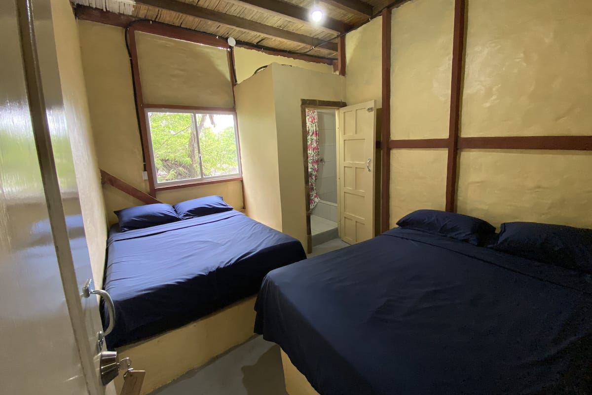 Economy Quadruple Room