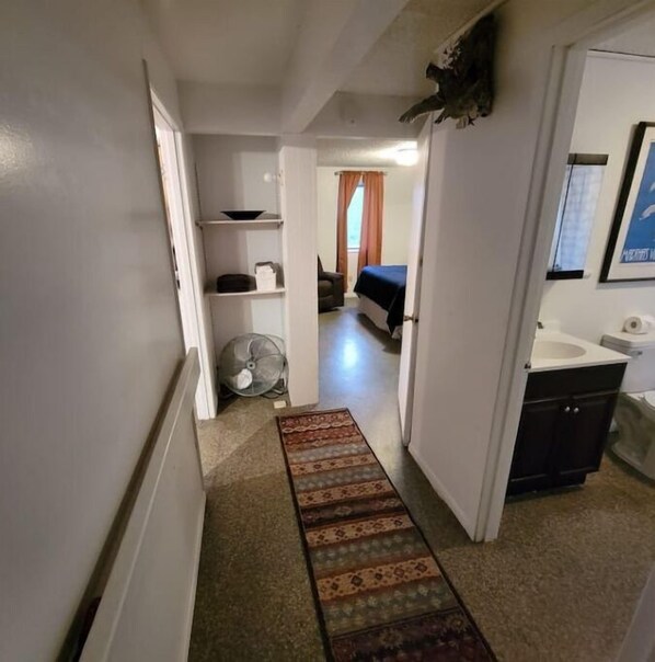 Towels, toilet paper