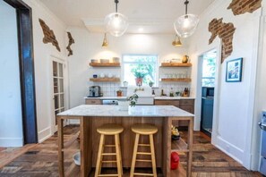 Fridge, microwave, oven, stovetop - The Isabella House: Historical, Beautifully Renovated, Walkable to Main Street

 (Buena Vista)