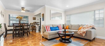 5 minutes from Hard Rock Stadium, and less than 30 minutes from South Beach