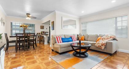 5 minutes from Hard Rock Stadium, and less than 30 minutes from South Beach