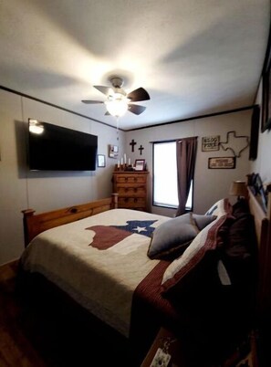 3 Schlafzimmer, Bügeleisen/Bügelbrett, kostenloses WLAN, Bettwäsche