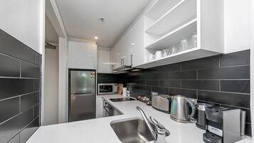 Fridge, microwave, oven, stovetop