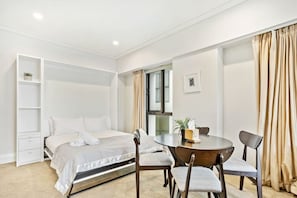 1 camera, ferro/asse da stiro, culla da viaggio, Wi-Fi gratuito