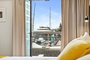 1 bedroom, iron/ironing board, travel cot, free WiFi
