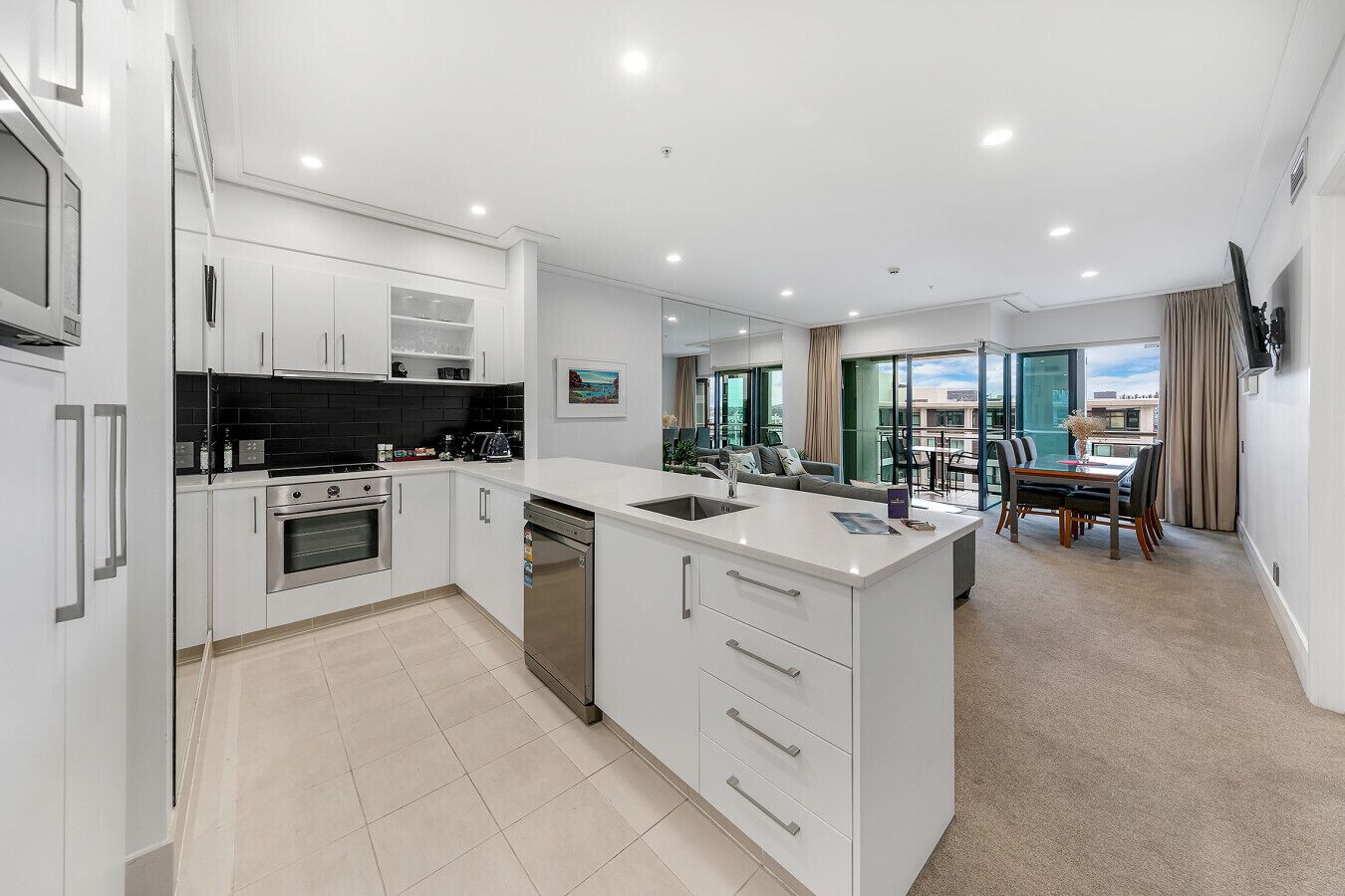 微波炉、烤箱、洗碗机、茶具/咖啡用具