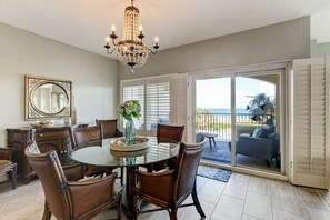 Dining - NEW LISTING! Luxurious Oceanfront Condo inside Exclusive Community! (Amelia Island)