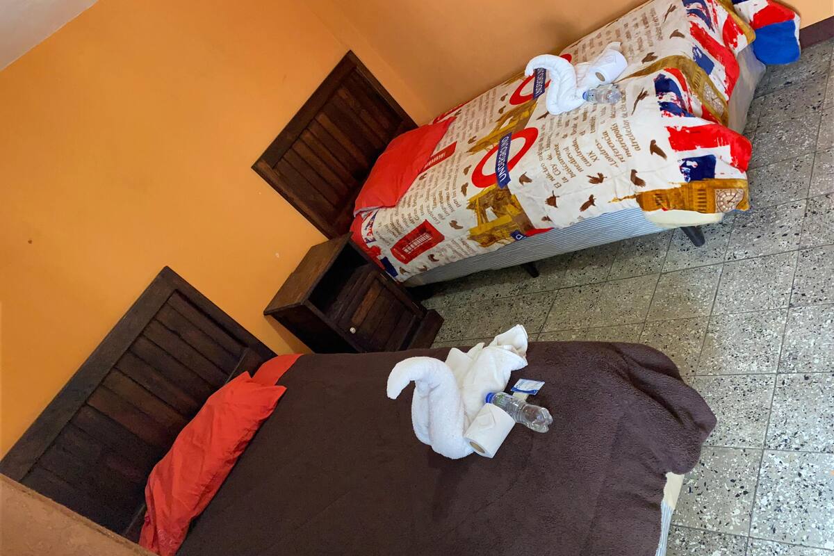 Basic Double or Twin Room | WiFi (free)
