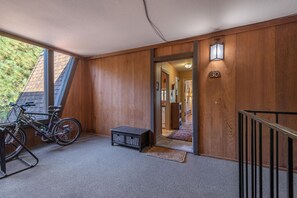 Interior - Palisades Tahoe Condo~Walk to the Village~(#30) (Olympic Valley)