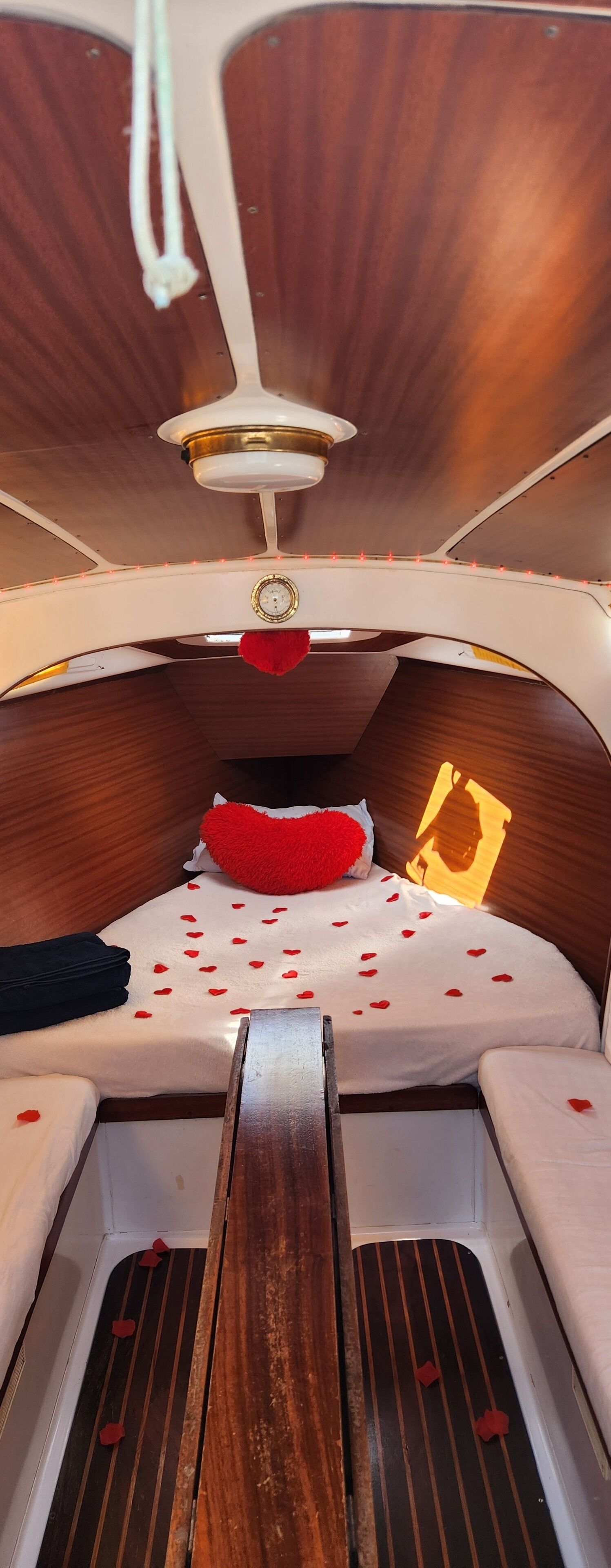 1 chambre, coffres-forts dans les chambres, bureau