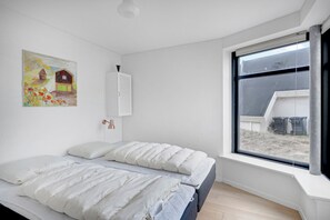 2 Schlafzimmer, Bügeleisen/Bügelbrett, kostenloses WLAN