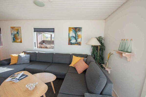 Living area - Cottage with panoramic view of Lammefjorden (Holbæk)