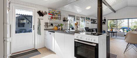 Frigorífic, forn, placa de cuina i rentaplats