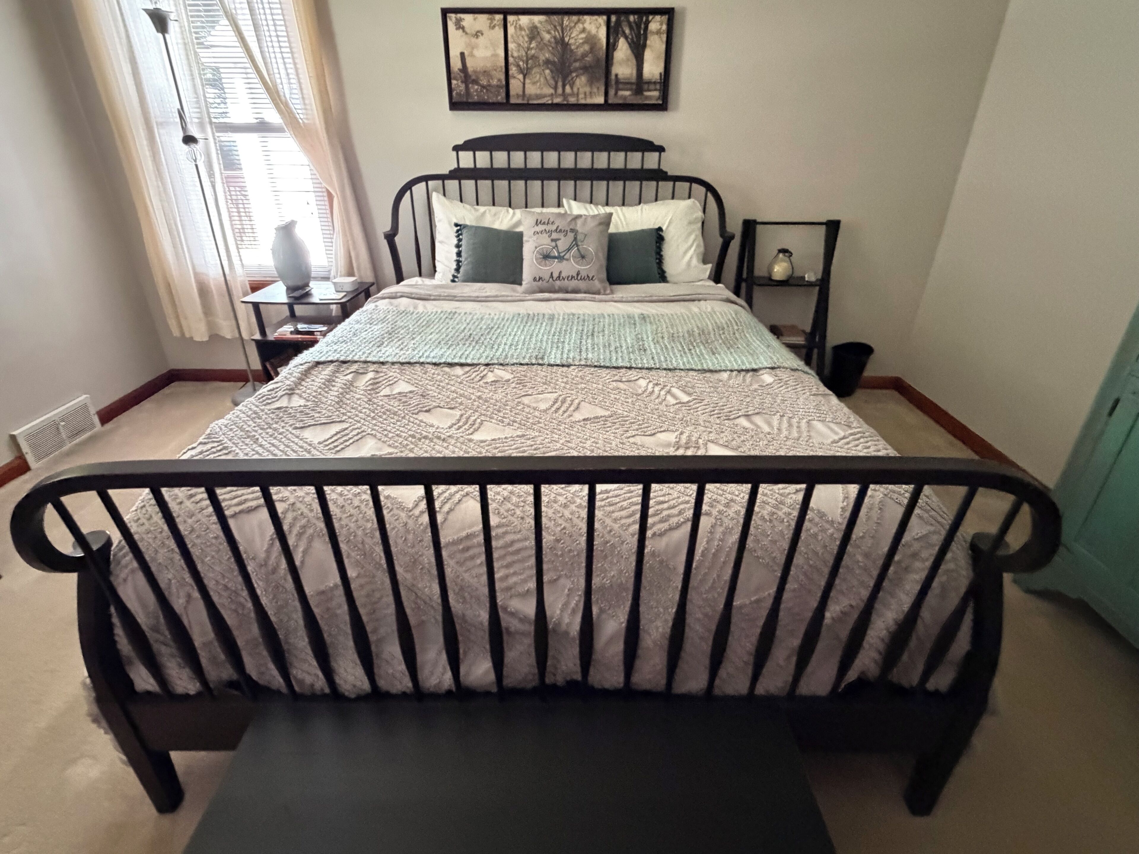 2 Schlafzimmer, Reisekinderbett, kostenloses WLAN, Bettwäsche