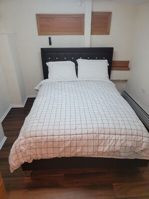 2 chambres, fer et planche Ă repasser, Wi-Fi gratuit, draps fournis
