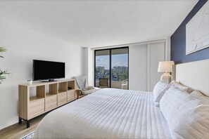 2 bedrooms, iron/ironing board, internet, bed sheets