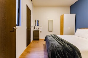 1 bedroom, iron/ironing board, bed sheets