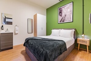 1 bedroom, iron/ironing board, WiFi, bed sheets