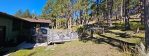 Terrace/patio - Wind Dance Lodge w/ HOT TUB Large Shop garage (Custer)
