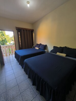 Double Room | Desk, laptop workspace, blackout drapes, free WiFi