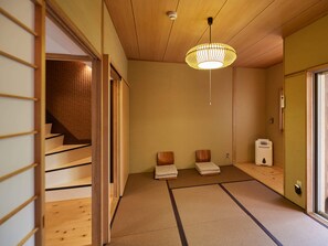 Villa, no fumadores (with Open-Air Bath, 204) | 2 dormitorios, decoración individual, mobiliario individual y escritorio