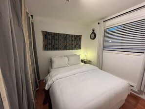 2 slaapkamers, een strijkplank/strijkijzer, wifi, beddengoed