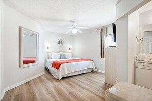 2 عدّة غرف نوم وواي فاي مجانًا وملاءات أسرّة