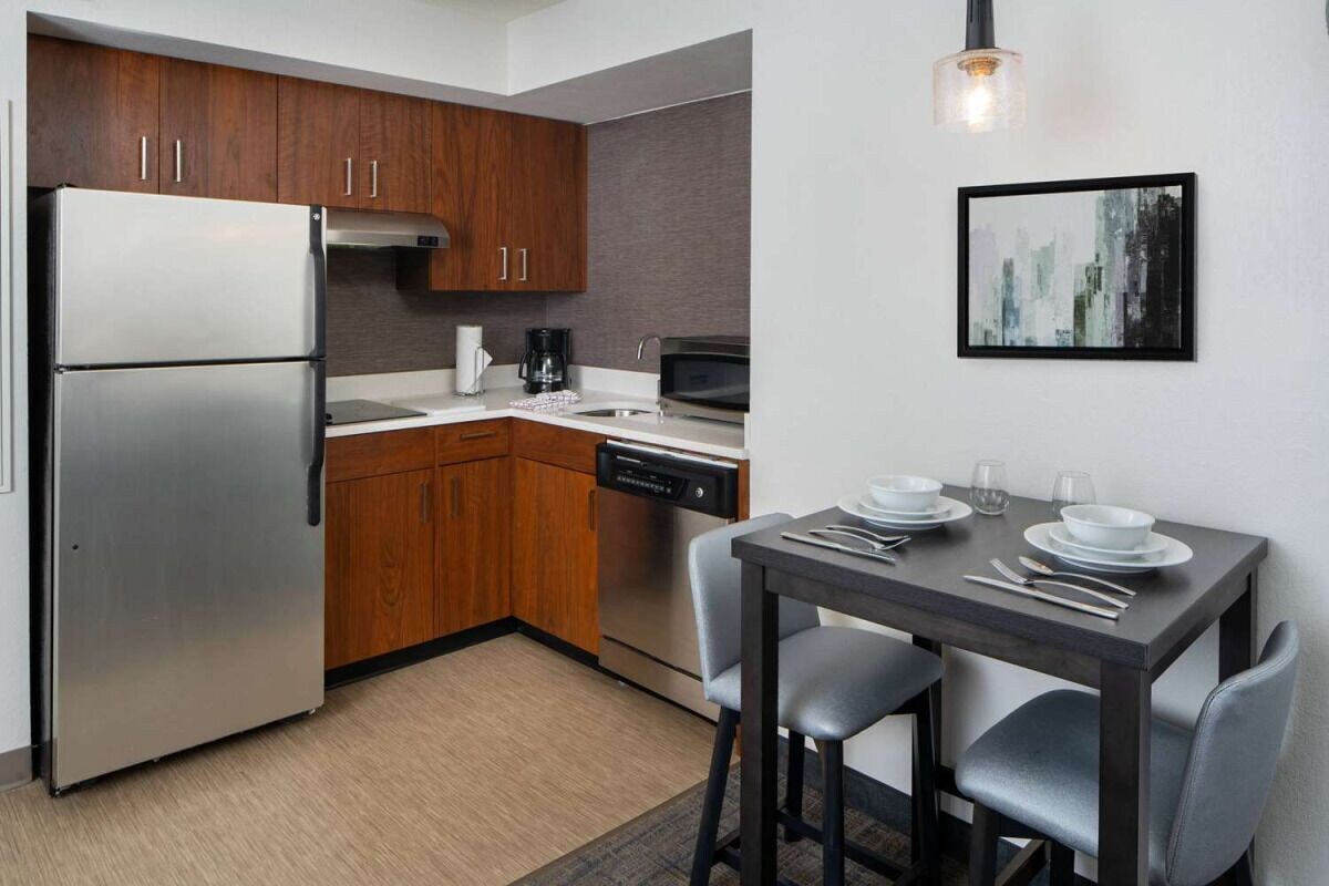 Modern Pet-Friendly Unit in New Orleans, Outdoor Pool, Near Lafayette Square!