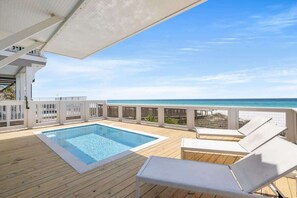 Pool - Laguna Loafin' (Panama City Beach)