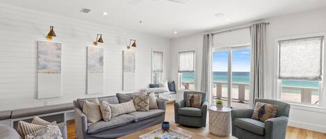 Smart TV, futbolito, estéreo