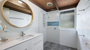 Een douche, een haardroger