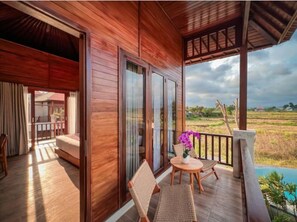Deluxe Double or Twin Room | Vista del balcón