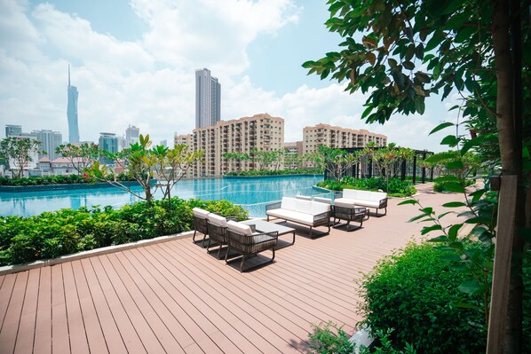 2 outdoor pools - KL Sentral Perfect Suite (Kuala Lumpur)