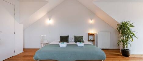2 chambres, fer et planche Ă repasser, Wi-Fi, literie fournie