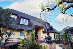 Exterior - AubergeFrenchnomori (Awaji)