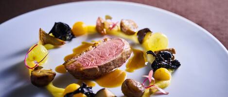 Illallinen tarjolla, ranskalainen keittiö