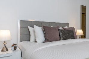 Leilighet – deluxe | 2 soverom, safe på rommet, blendingsgardiner og strykejern/-brett