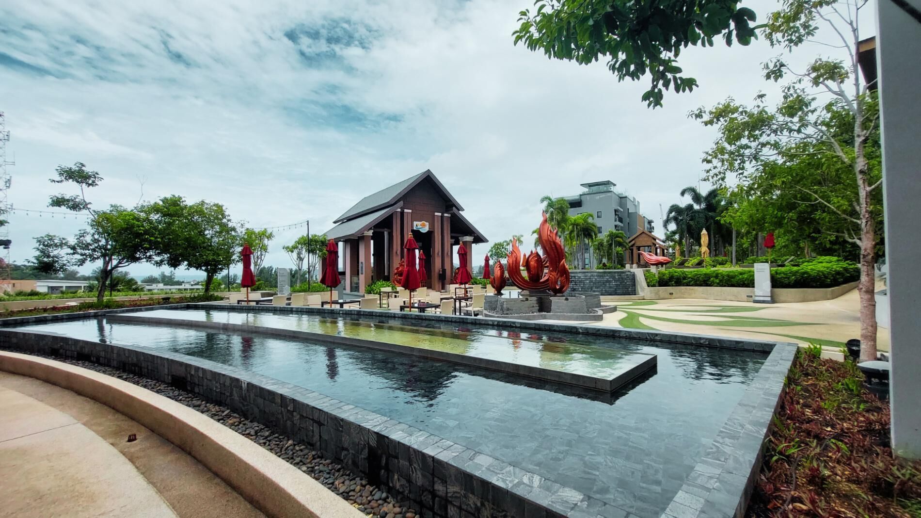 Hồ bơi