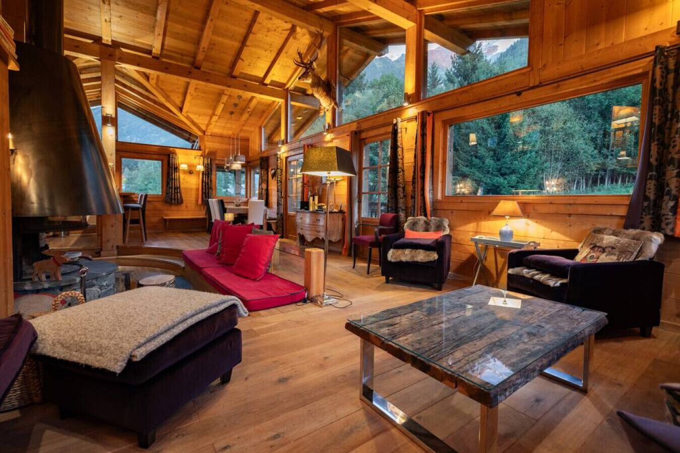 TV, fireplace, stereo